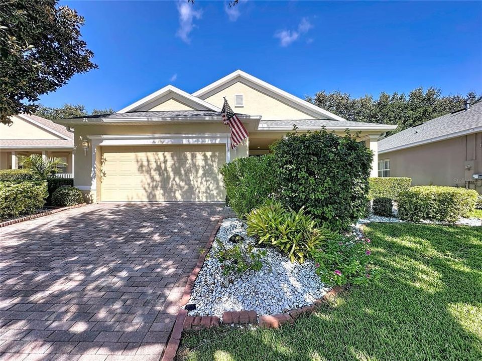 For Sale: $314,900 (2 beds, 2 baths, 1483 Square Feet)