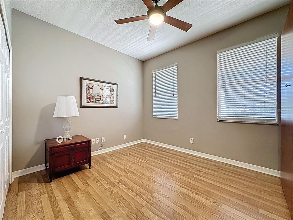 For Sale: $314,900 (2 beds, 2 baths, 1483 Square Feet)