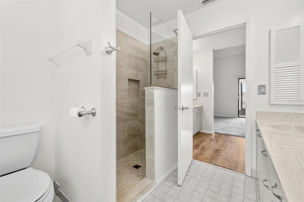 For Rent: $3,500 (3 beds, 3 baths, 1796 Square Feet)