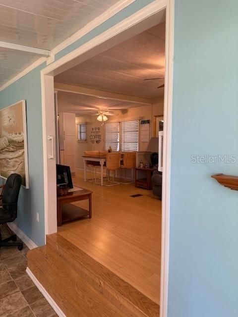 Active With Contract: $130,000 (2 beds, 2 baths, 672 Square Feet)