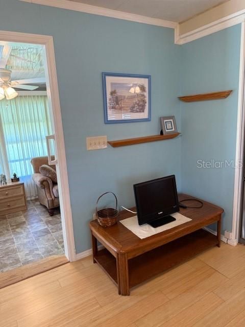 Active With Contract: $130,000 (2 beds, 2 baths, 672 Square Feet)