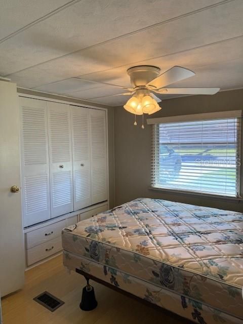 Active With Contract: $130,000 (2 beds, 2 baths, 672 Square Feet)