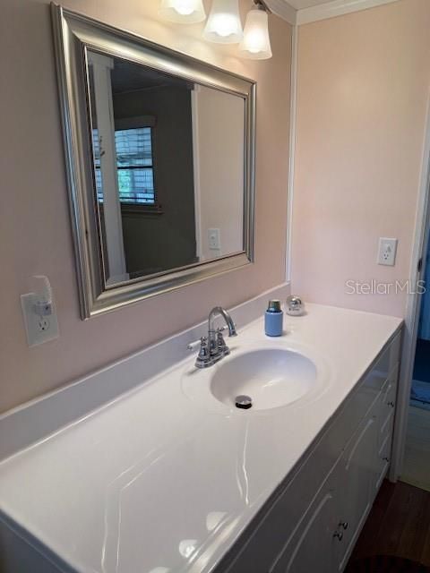 Active With Contract: $130,000 (2 beds, 2 baths, 672 Square Feet)