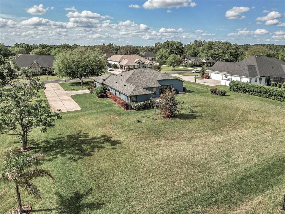 For Sale: $545,000 (5 beds, 3 baths, 2737 Square Feet)