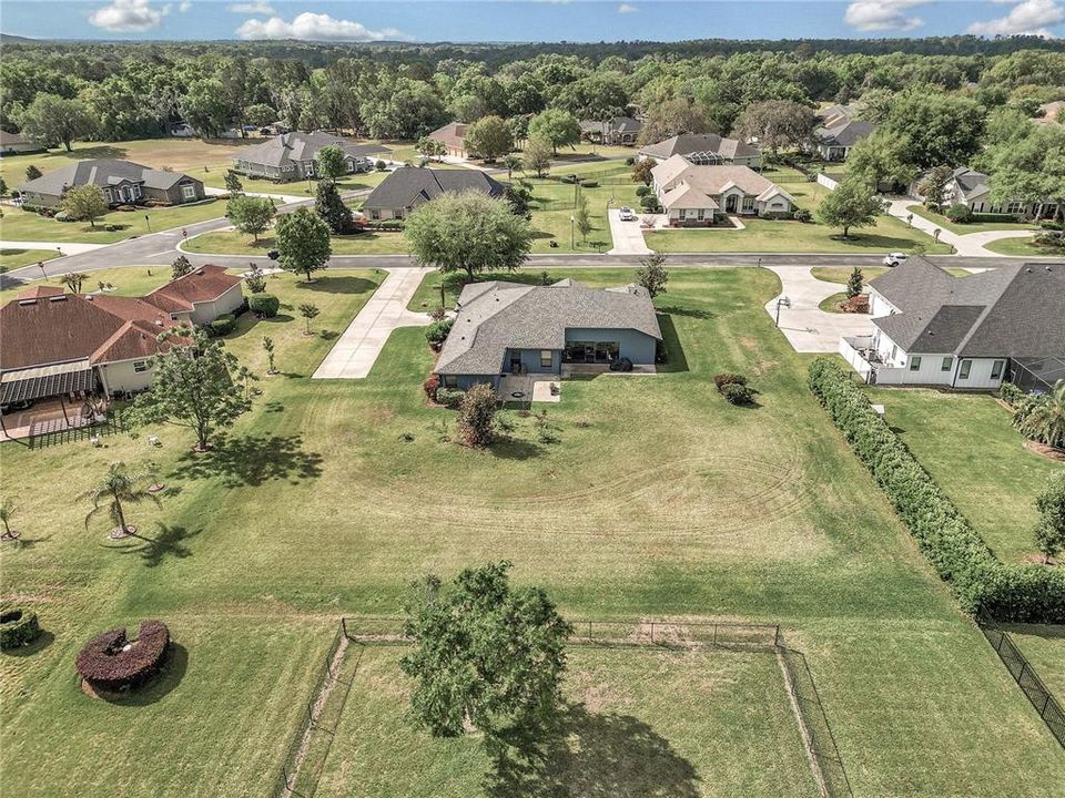 For Sale: $545,000 (5 beds, 3 baths, 2737 Square Feet)