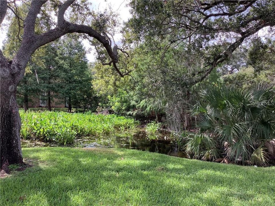 For Sale: $175,000 (2 beds, 2 baths, 1018 Square Feet)