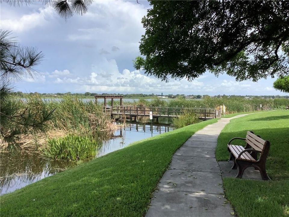 For Sale: $175,000 (2 beds, 2 baths, 1018 Square Feet)