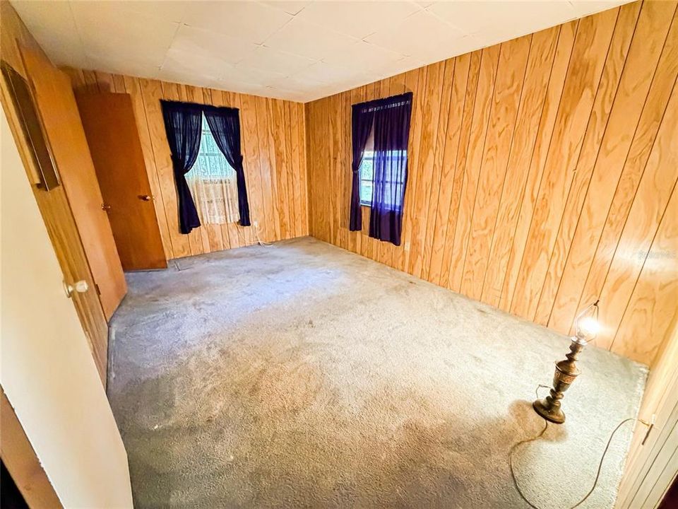 Activo con contrato: $160,000 (2 camas, 1 baños, 1056 Pies cuadrados)