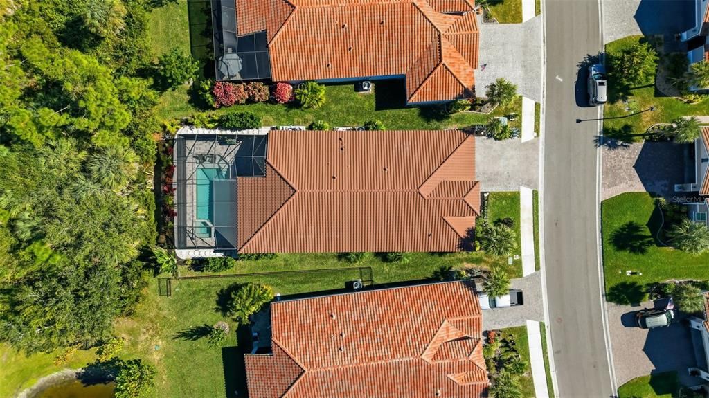 Под контрактом: $650,000 (4 спален, 3 ванн, 2333 Квадратных фут)