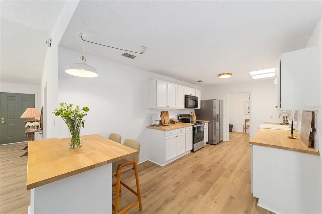 For Sale: $434,500 (5 beds, 3 baths, 2128 Square Feet)