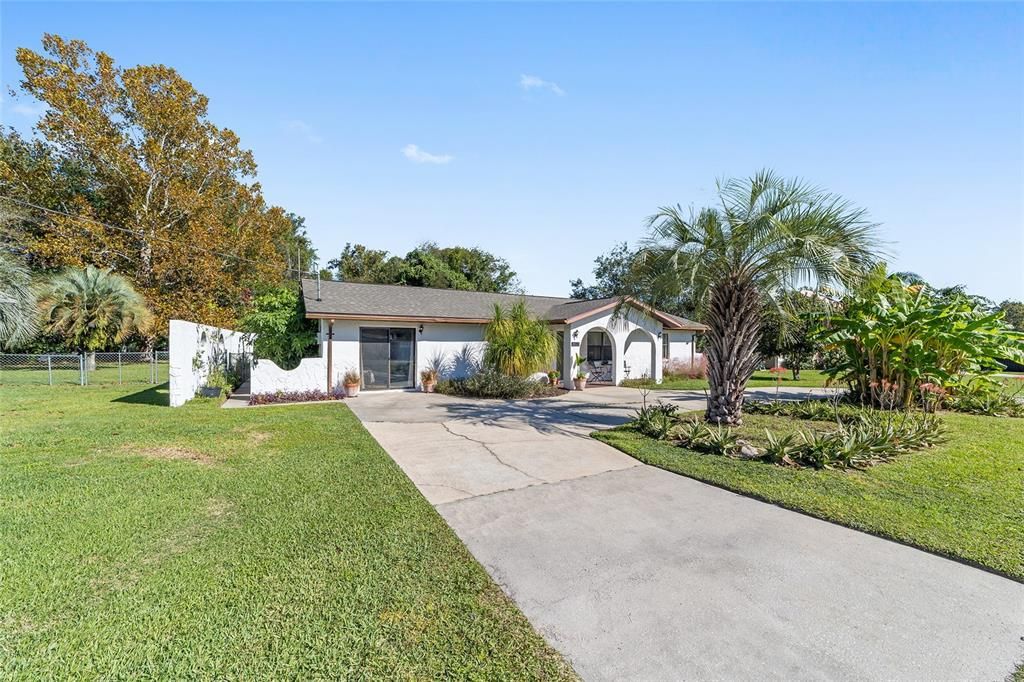 For Sale: $434,500 (5 beds, 3 baths, 2128 Square Feet)