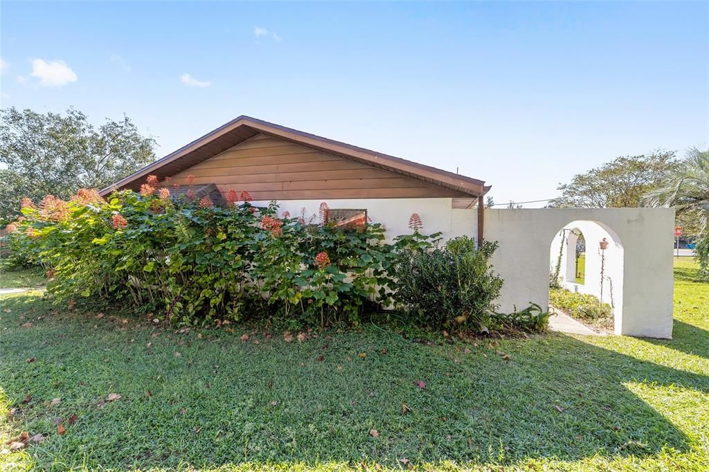 For Sale: $434,500 (5 beds, 3 baths, 2128 Square Feet)