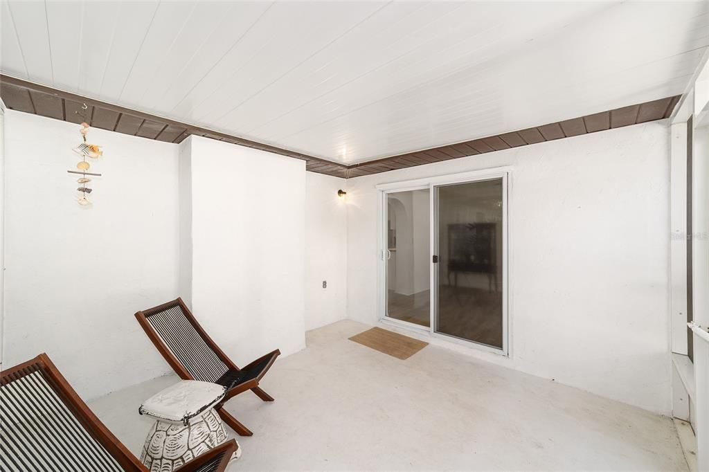 For Sale: $434,500 (5 beds, 3 baths, 2128 Square Feet)