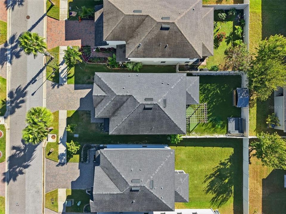 合同活跃: $400,000 (4 贝兹, 2 浴室, 2205 平方英尺)