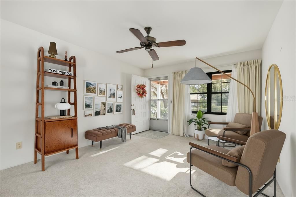 Activo con contrato: $280,000 (4 camas, 2 baños, 1397 Pies cuadrados)