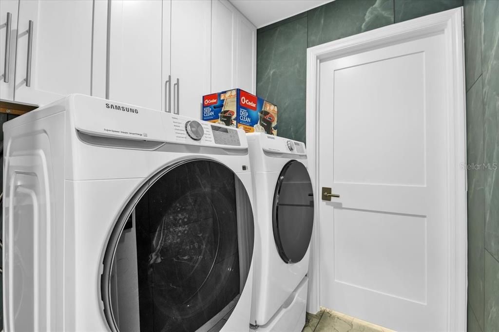 На продажу: $2,350,000 (5 спален, 5 ванн, 3126 Квадратных фут)