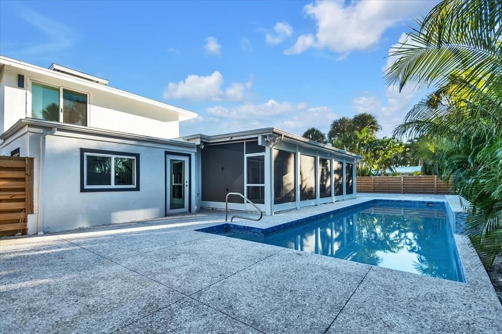 На продажу: $2,350,000 (5 спален, 5 ванн, 3126 Квадратных фут)