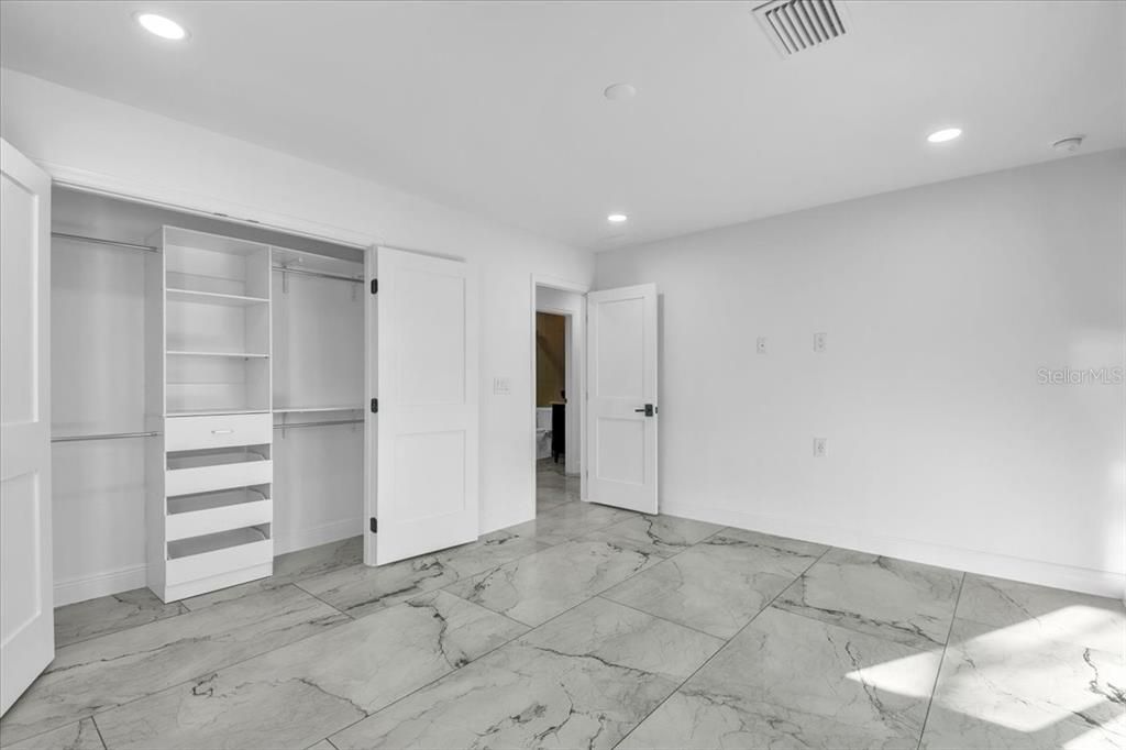 На продажу: $2,350,000 (5 спален, 5 ванн, 3126 Квадратных фут)