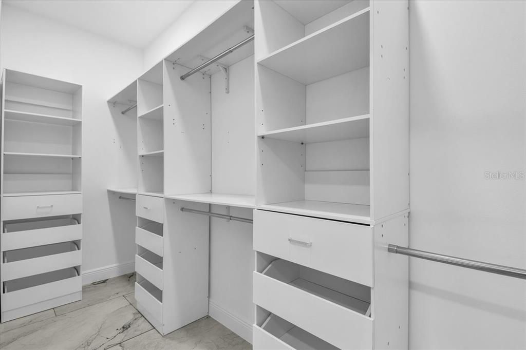 На продажу: $2,350,000 (5 спален, 5 ванн, 3126 Квадратных фут)