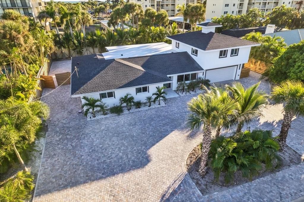 На продажу: $2,350,000 (5 спален, 5 ванн, 3126 Квадратных фут)