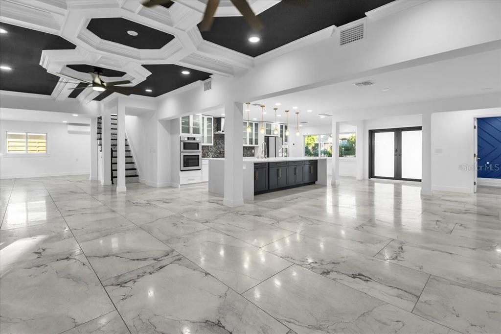 На продажу: $2,350,000 (5 спален, 5 ванн, 3126 Квадратных фут)