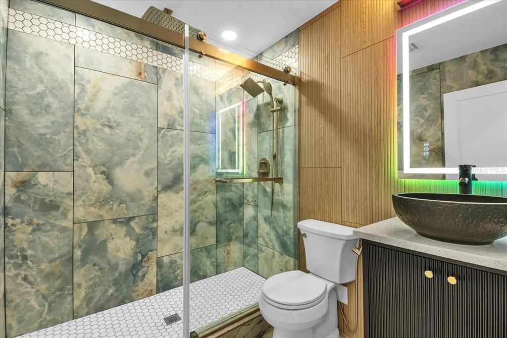 На продажу: $2,350,000 (5 спален, 5 ванн, 3126 Квадратных фут)