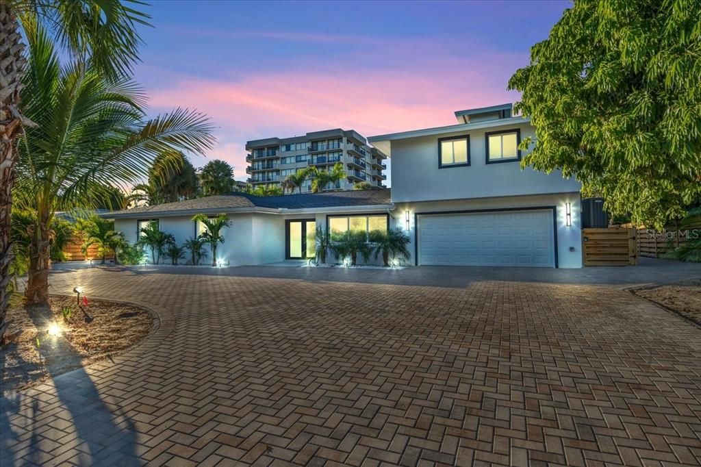 На продажу: $2,350,000 (5 спален, 5 ванн, 3126 Квадратных фут)