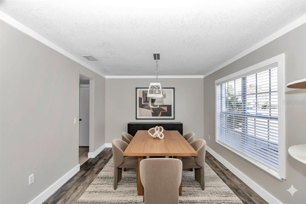 For Sale: $365,000 (4 beds, 2 baths, 2336 Square Feet)