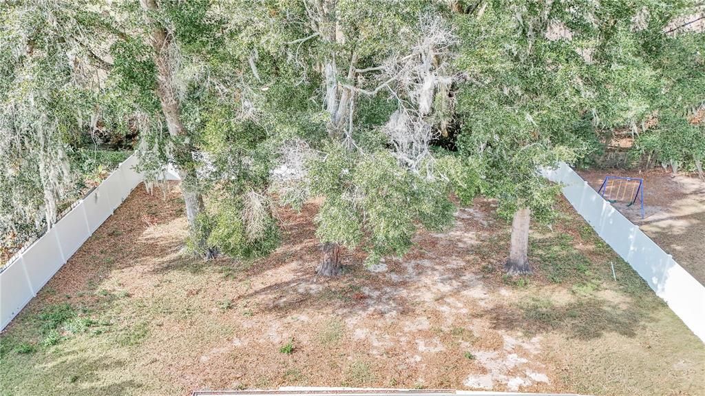 For Sale: $365,000 (4 beds, 2 baths, 2336 Square Feet)