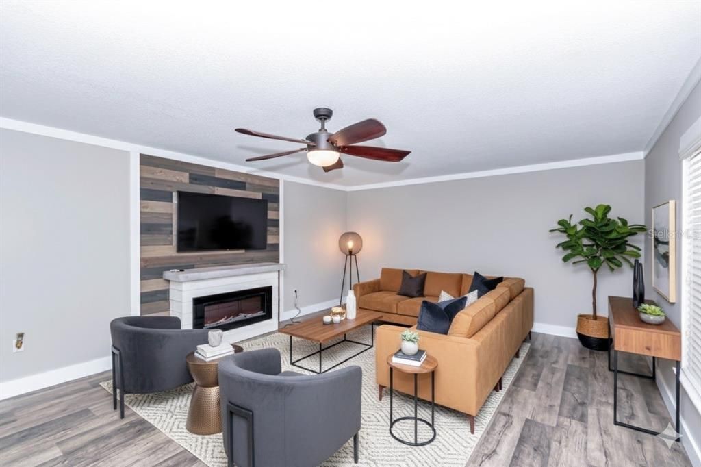 For Sale: $365,000 (4 beds, 2 baths, 2336 Square Feet)