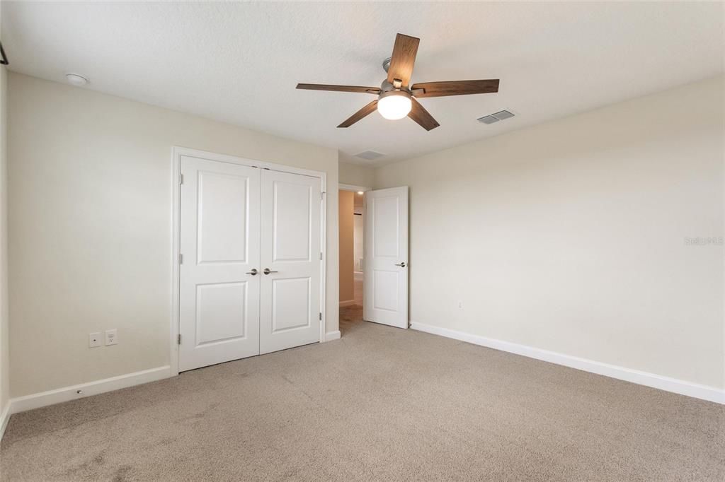 出租: $3,800 (5 贝兹, 4 浴室, 3809 平方英尺)