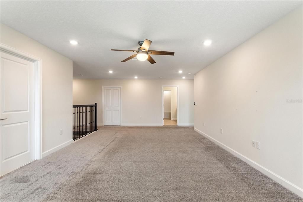 出租: $3,800 (5 贝兹, 4 浴室, 3809 平方英尺)