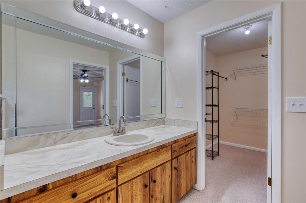 待售: $359,900 (3 贝兹, 2 浴室, 1808 平方英尺)