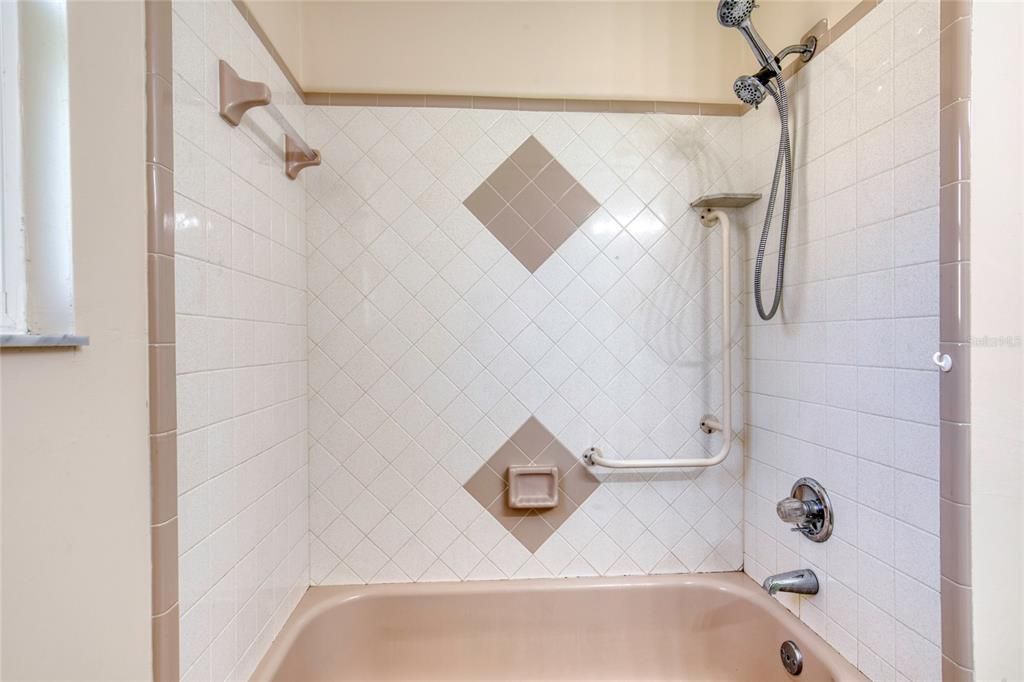 待售: $359,900 (3 贝兹, 2 浴室, 1808 平方英尺)