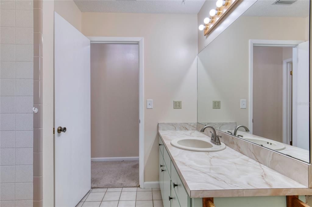 待售: $359,900 (3 贝兹, 2 浴室, 1808 平方英尺)