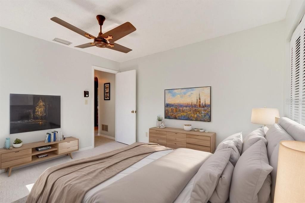 For Sale: $360,000 (3 beds, 2 baths, 2576 Square Feet)