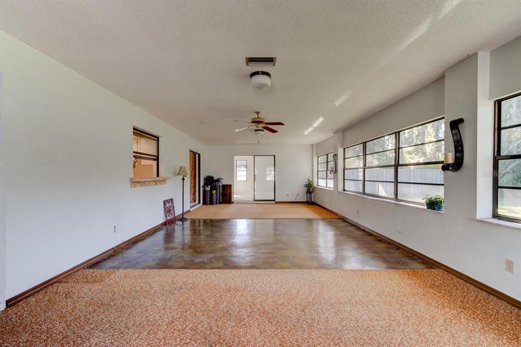 For Sale: $360,000 (3 beds, 2 baths, 2576 Square Feet)