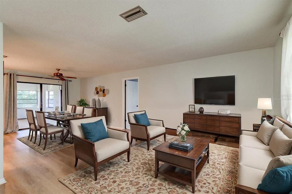 For Sale: $360,000 (3 beds, 2 baths, 2576 Square Feet)