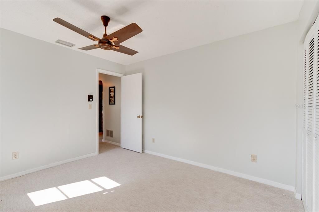 For Sale: $360,000 (3 beds, 2 baths, 2576 Square Feet)