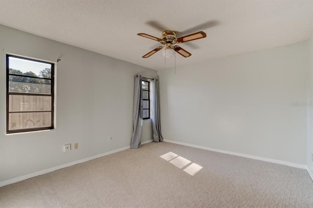 For Sale: $360,000 (3 beds, 2 baths, 2576 Square Feet)