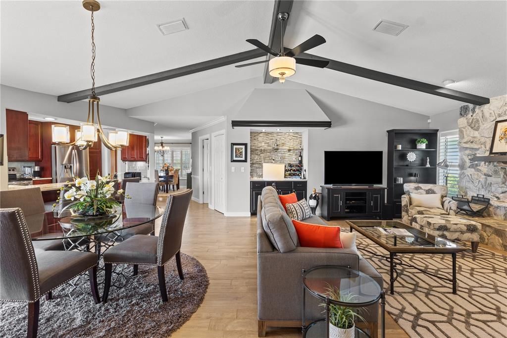 Active With Contract: $565,000 (3 beds, 2 baths, 2246 Square Feet)