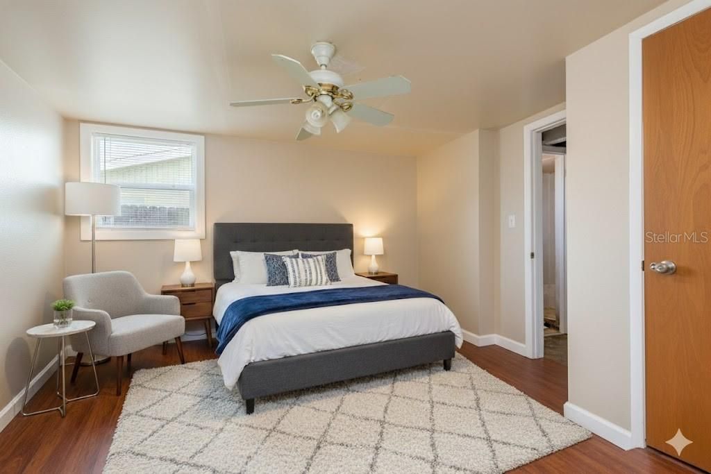 Activo con contrato: $190,000 (3 camas, 1 baños, 976 Pies cuadrados)