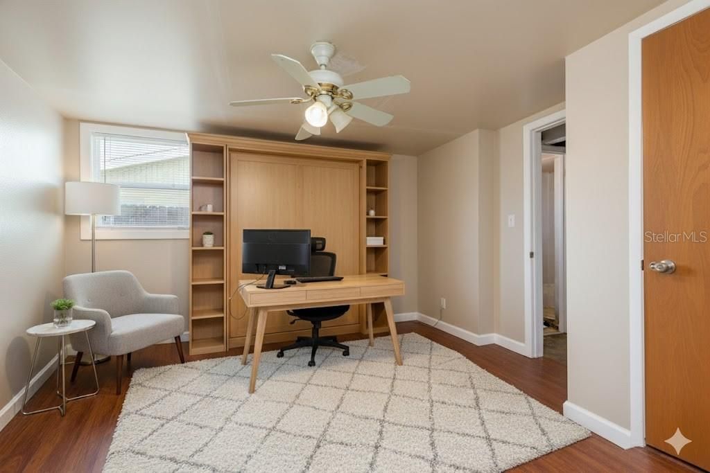 Activo con contrato: $190,000 (3 camas, 1 baños, 976 Pies cuadrados)