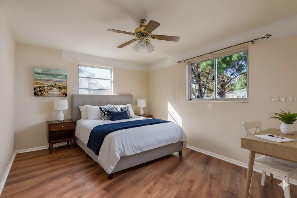 Activo con contrato: $190,000 (3 camas, 1 baños, 976 Pies cuadrados)