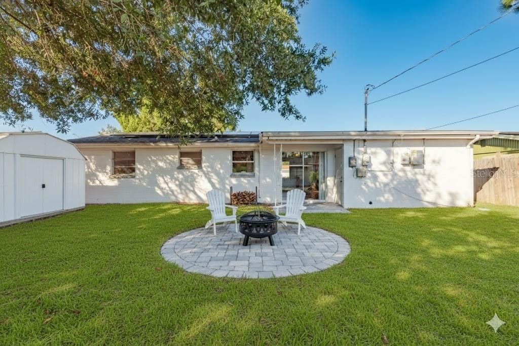 Activo con contrato: $190,000 (3 camas, 1 baños, 976 Pies cuadrados)