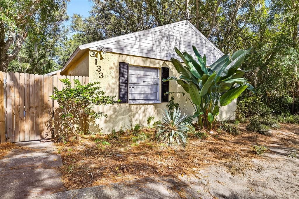 For Sale: $399,000 (0 beds, 0 baths, 1978 Square Feet)