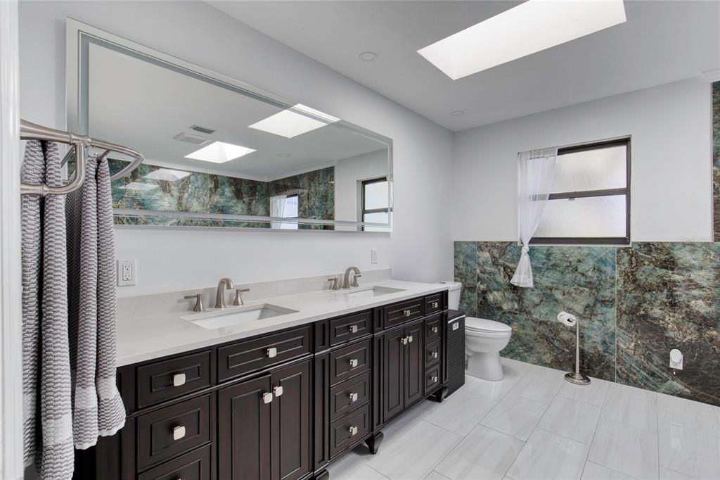 На продажу: $850,000 (4 спален, 3 ванн, 2682 Квадратных фут)