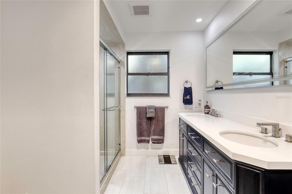 На продажу: $850,000 (4 спален, 3 ванн, 2682 Квадратных фут)