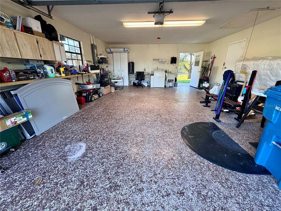 For Sale: $285,000 (2 beds, 2 baths, 1102 Square Feet)