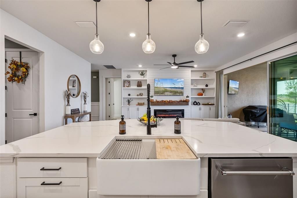 For Sale: $699,900 (5 beds, 4 baths, 3550 Square Feet)